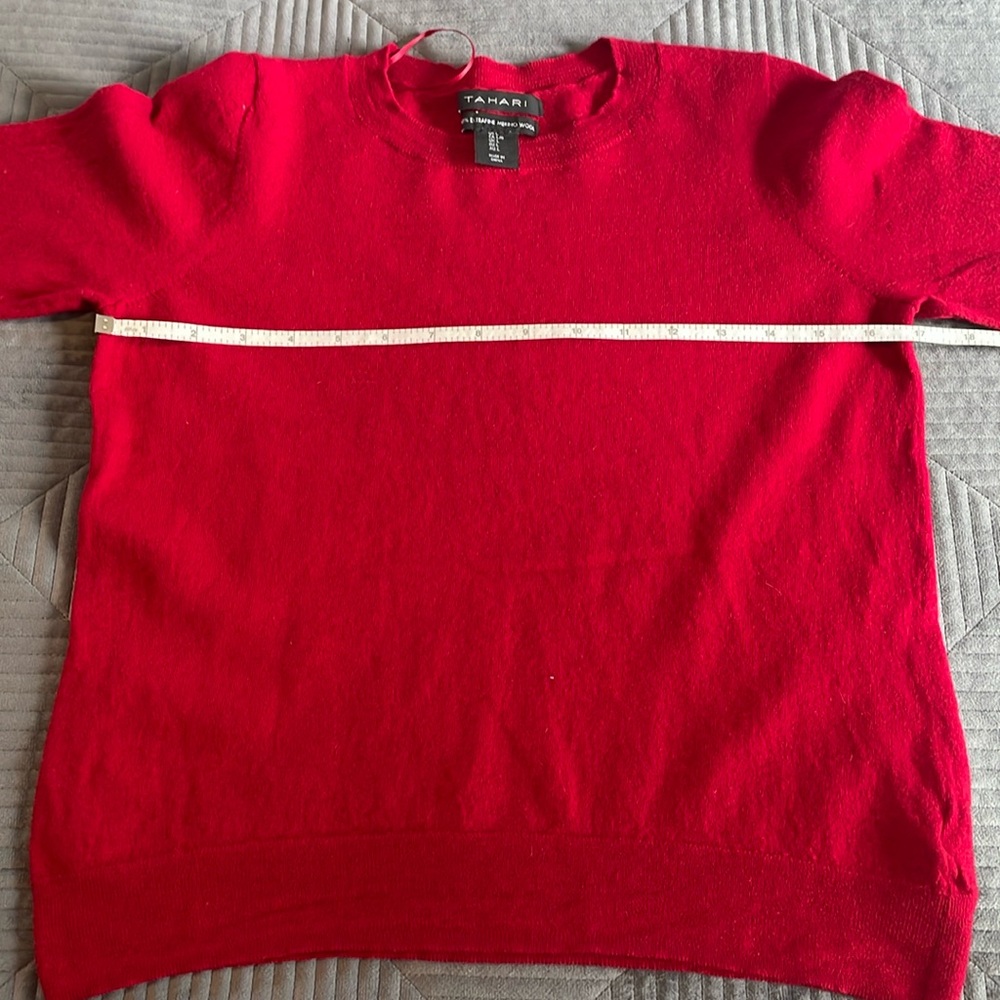Tahari 100% Merino Wool Long Sleeve Crew Neck Sweater